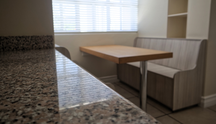 5 Bedroom Property for Sale in Sedgefield Central Western Cape